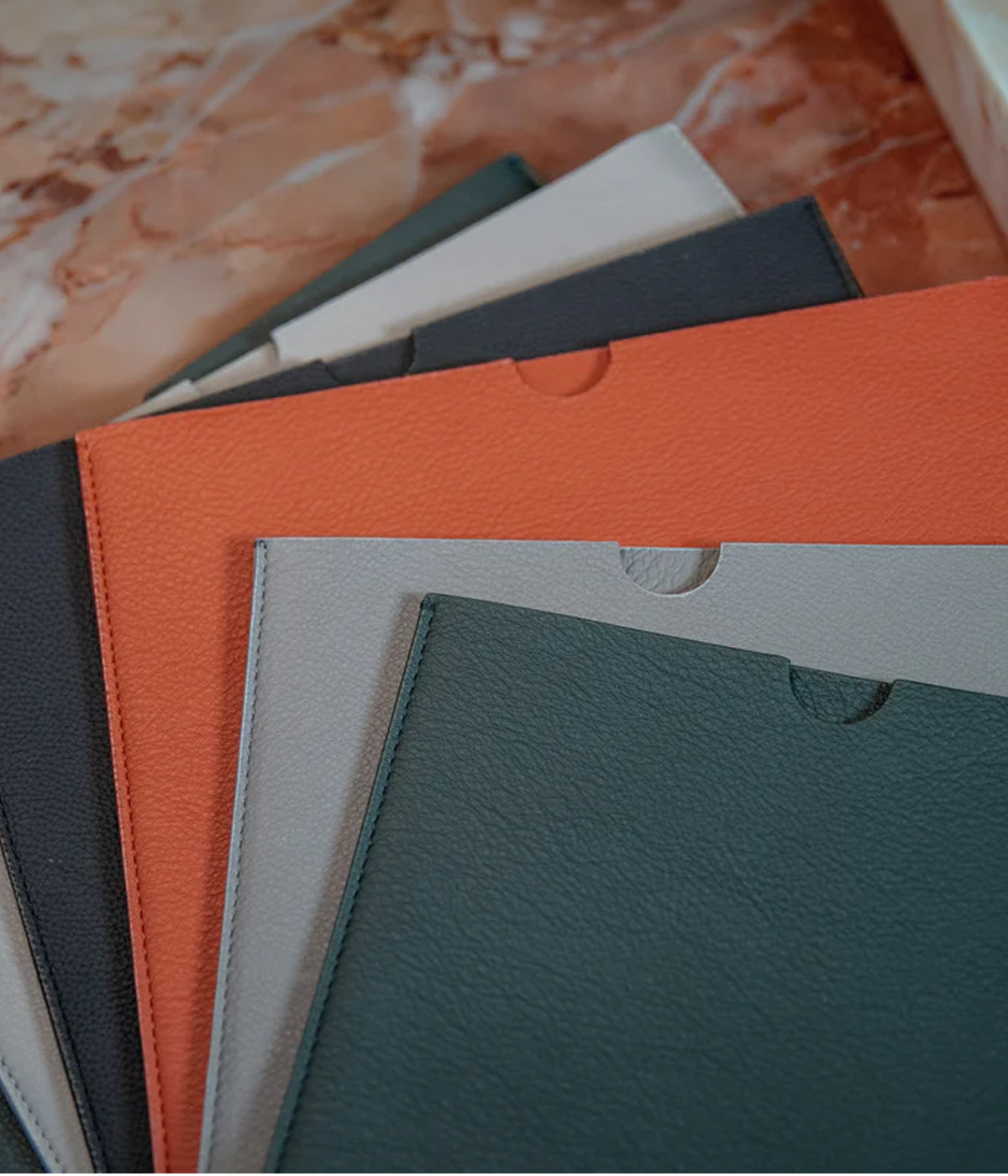 The PC Sleeve - Apricot - 16"
