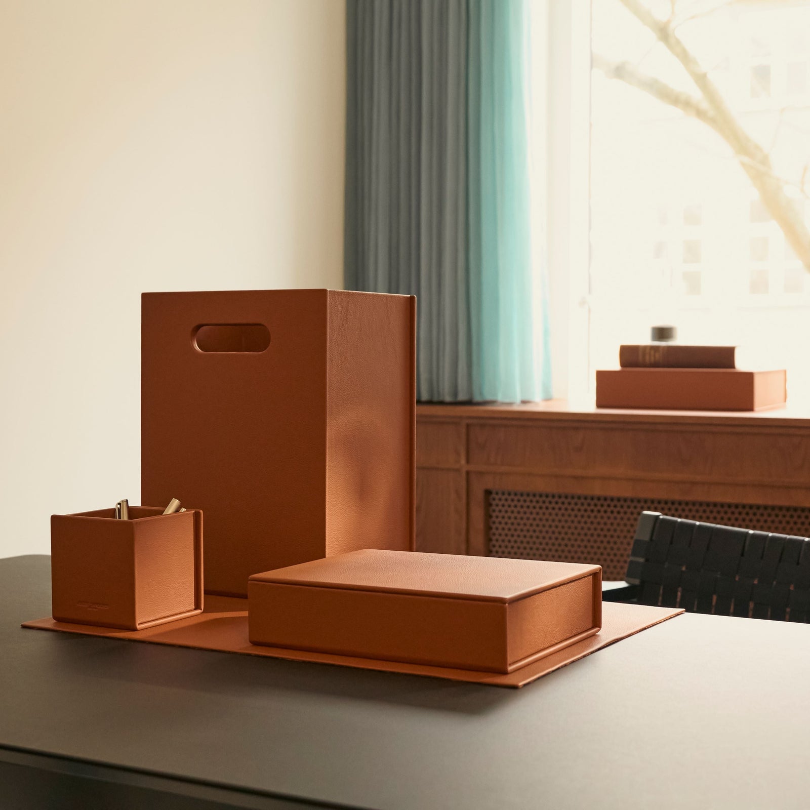 Cognac Residual Leather Bookbox - Large | August Sandgren
