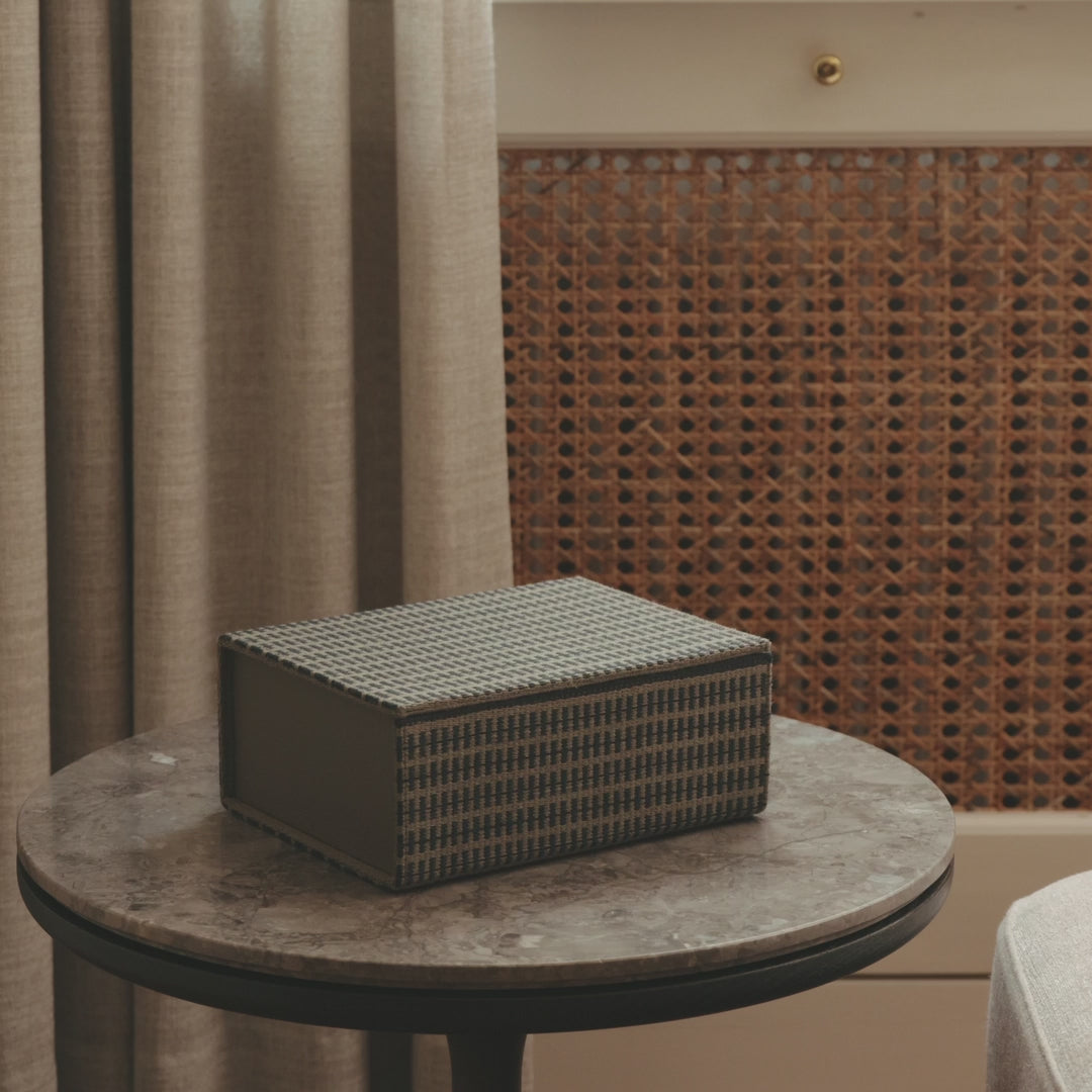 The Travel Jewelbox: Kelly Rutherford - Limited Edition - OS
