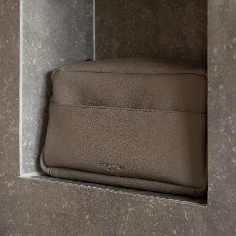 The Washbag: Surplus leather - Grey - One Size